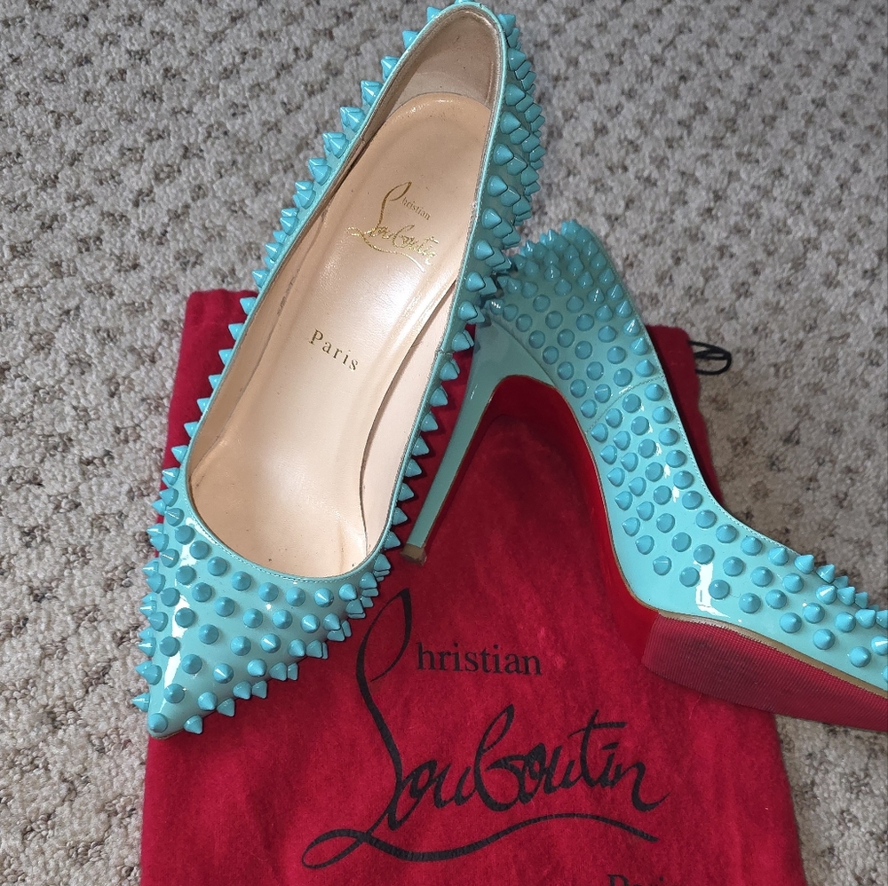 Christian louboutin pigalle spikes